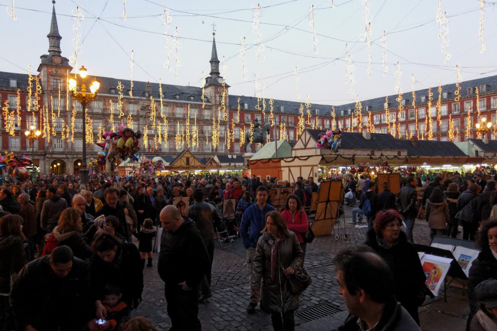 El mercadillo navideño de la Plaza Mayor de Madrid es el más antiguo de la ciudad, por lo que su popularidad se ha extendido a todos los rincones de España